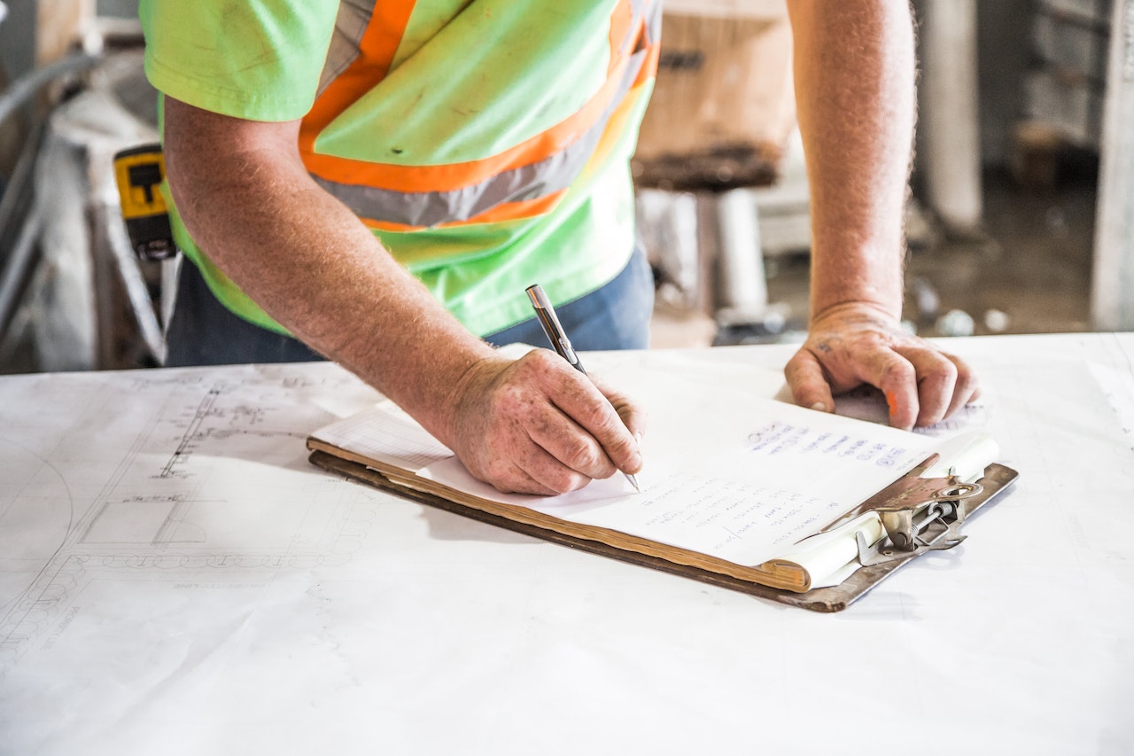 contractor policy paperwork